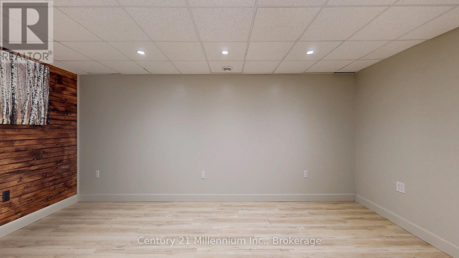 85 GORDON CRESCENT - 38