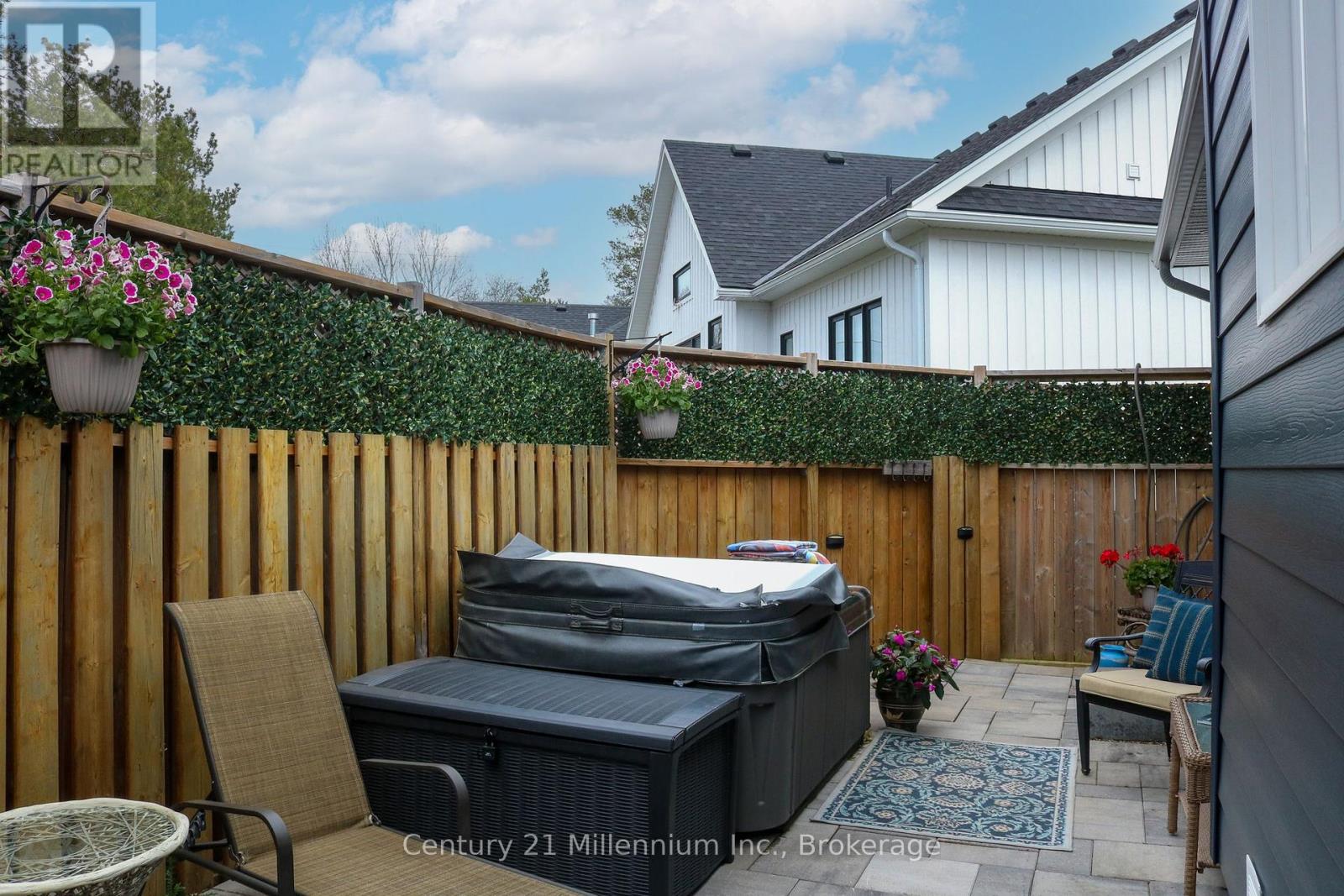 85 GORDON CRESCENT - 8