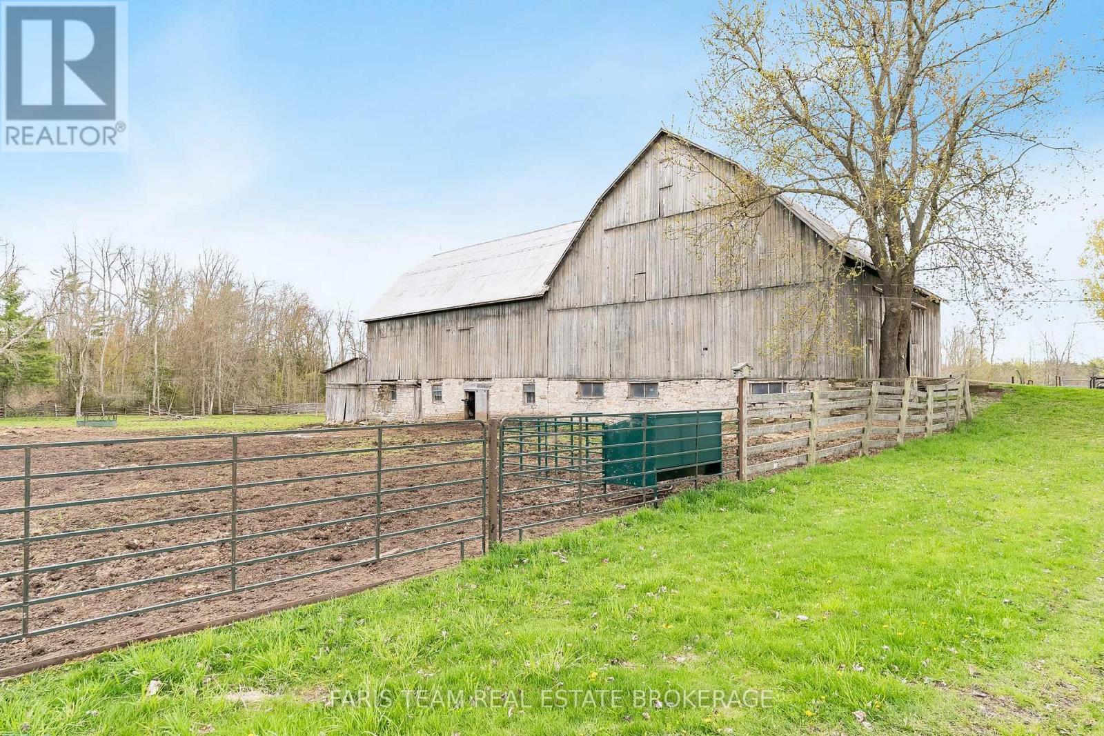 94 AVERY POINT ROAD - 46