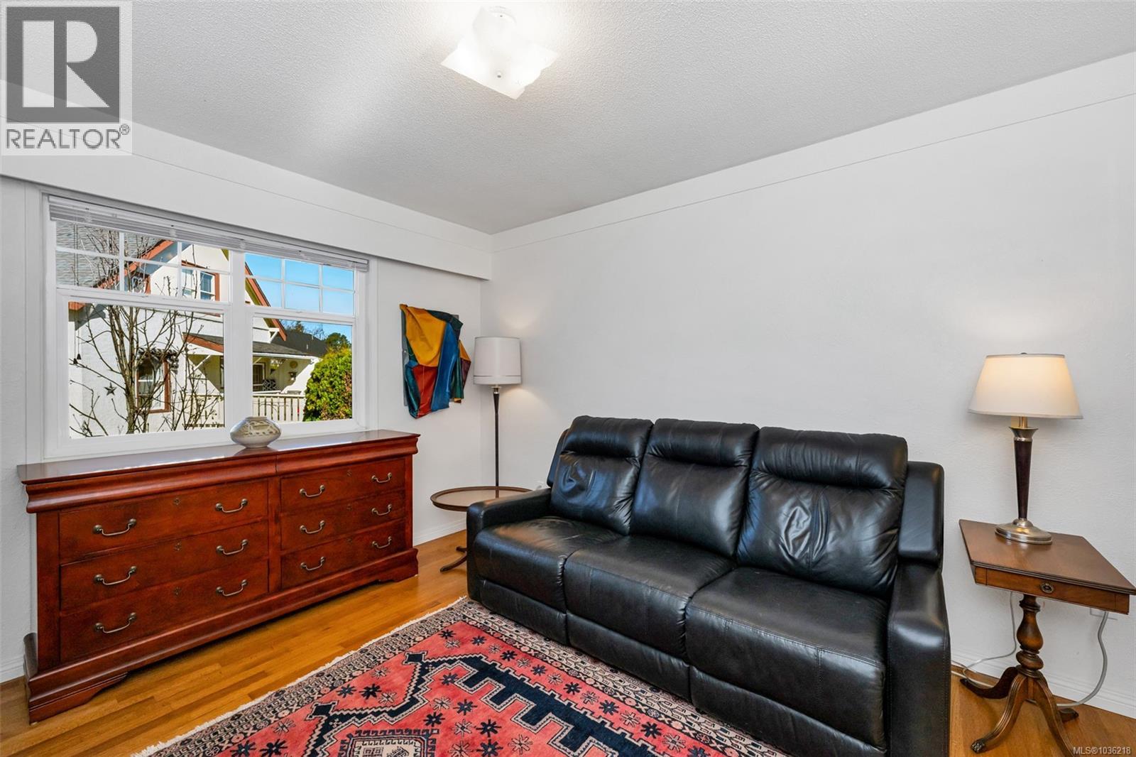449 Victoria Ave, Oak Bay