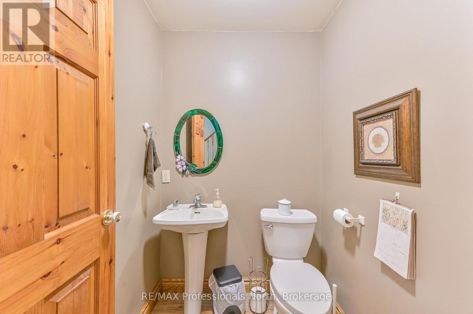 1392 TENNYSON ROAD - 20