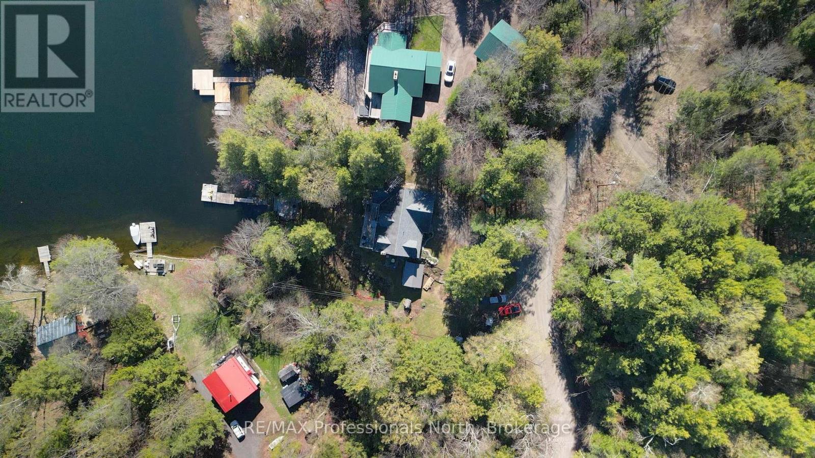 1392 TENNYSON ROAD - 49