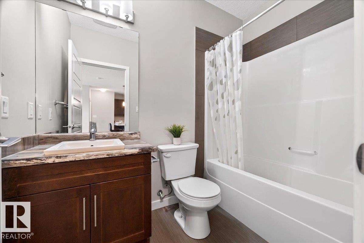 #205 507 ALBANY WY NW, Edmonton