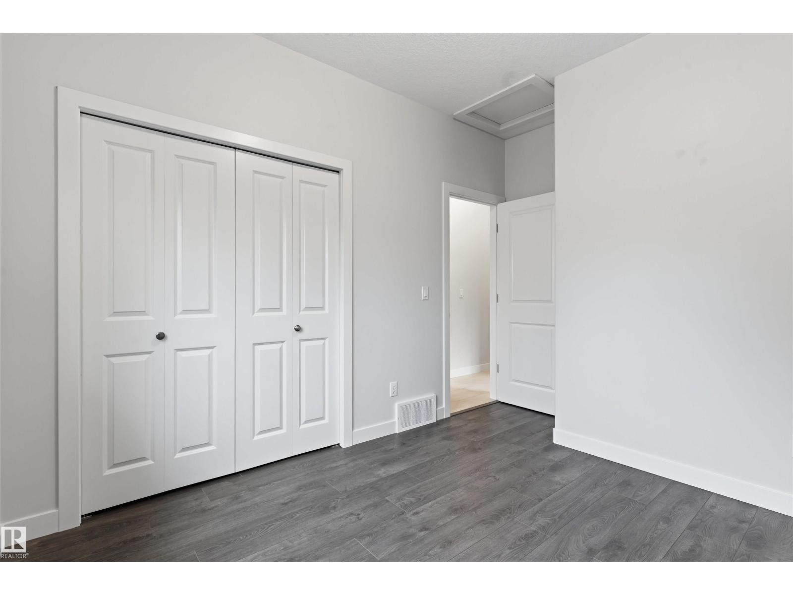 9302 120 AV NW, Edmonton