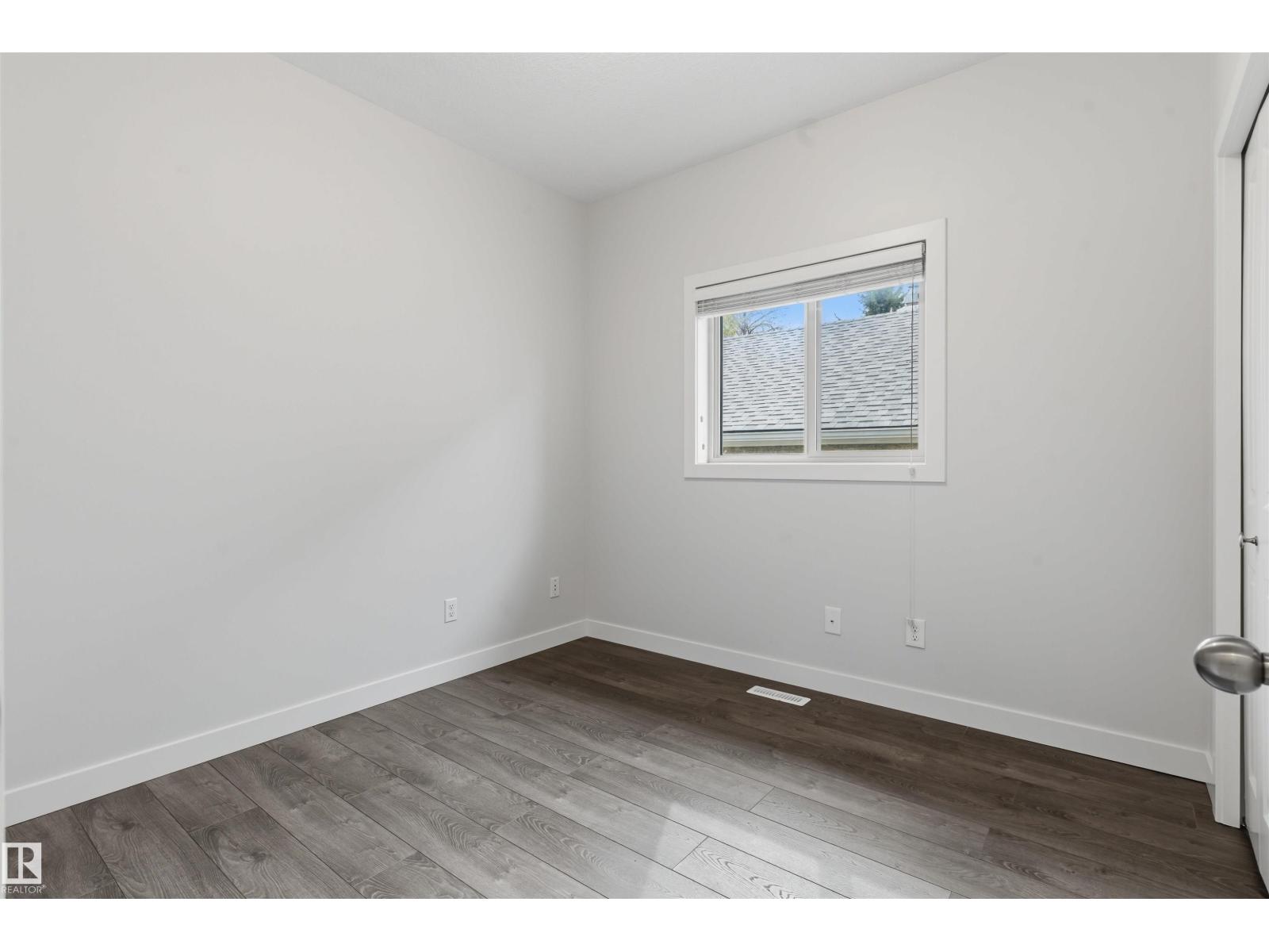 9302 120 AV NW, Edmonton