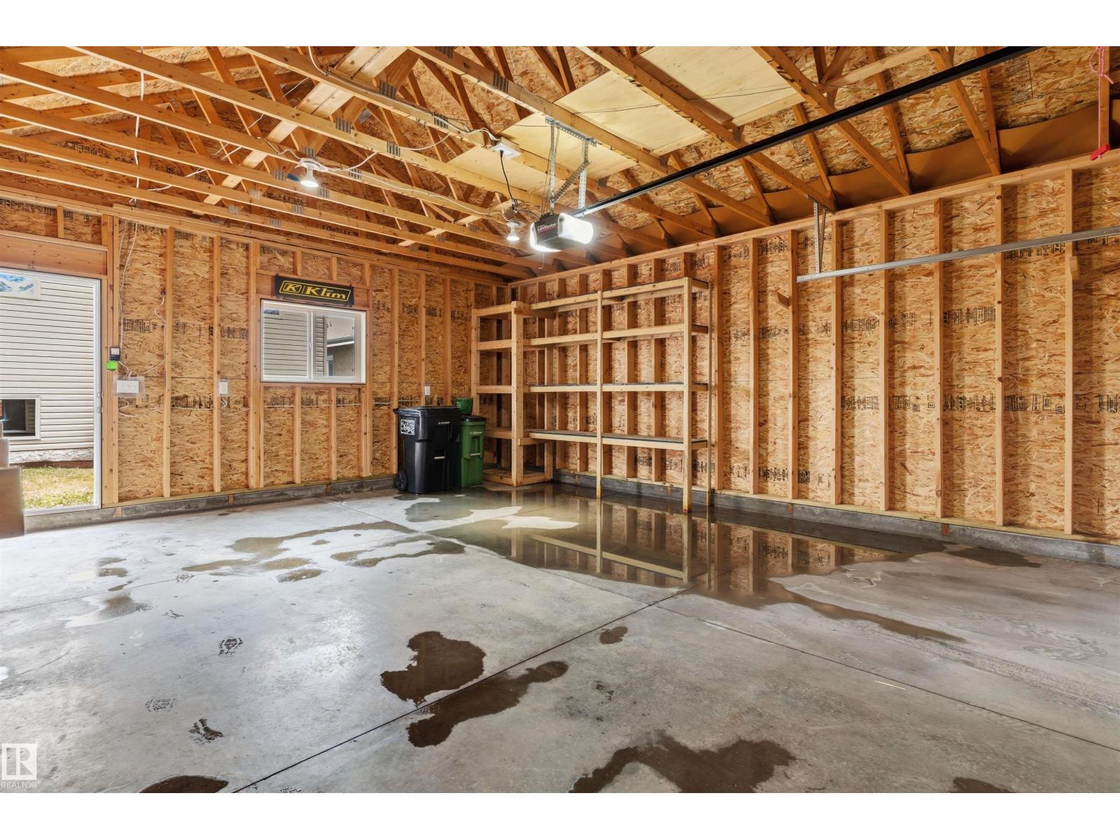 9302 120 AV NW - 27