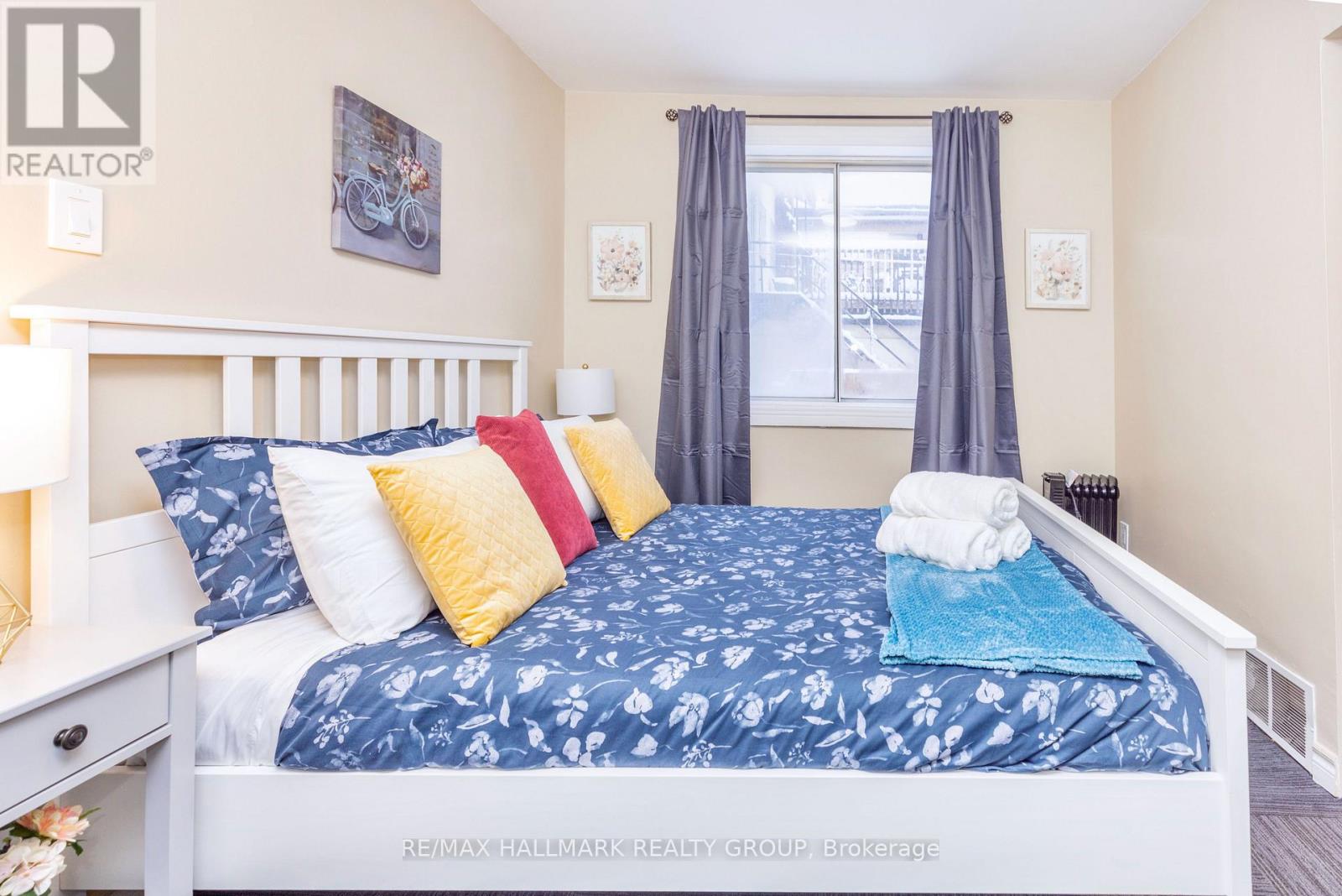 1 Bath House for Rent in Ottawa – 4 – 456 BRONSON AVENUE, Ottawa – MLS# X13138982 - Image 13