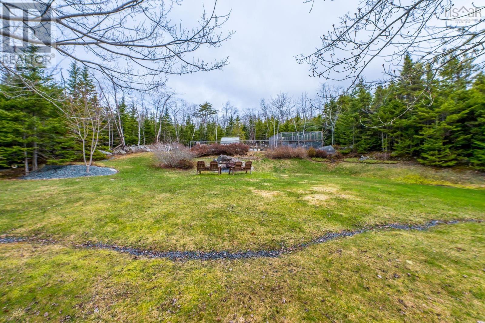 122 Bayview Drive - 36