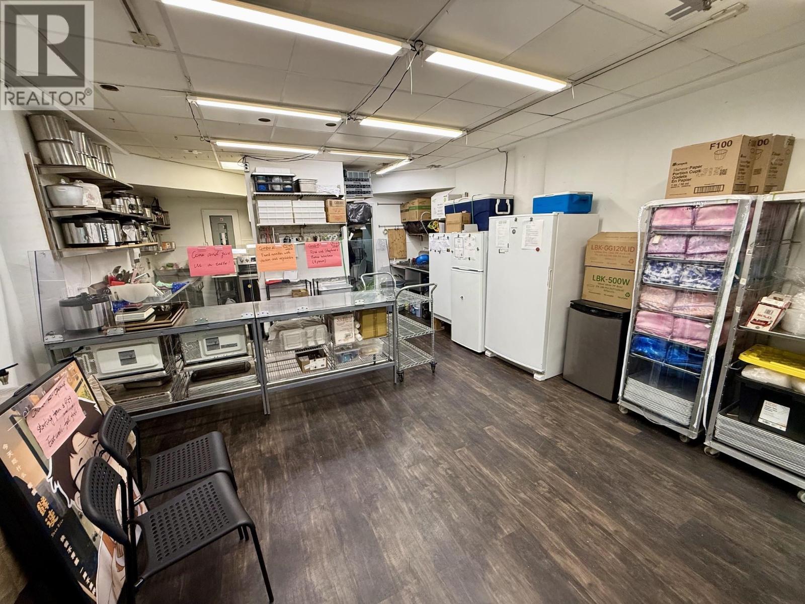 Business for Sale in Vancouver – 3420 W BROADWAY, Vancouver - Image 4