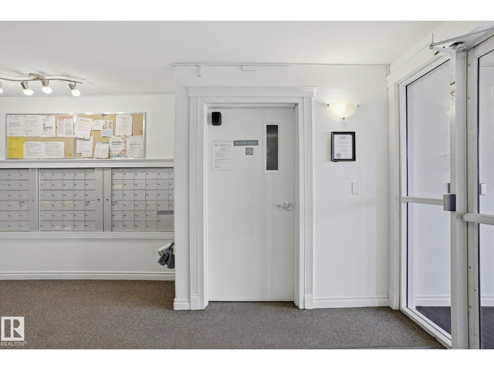 #120 13625 34 ST NW - 4