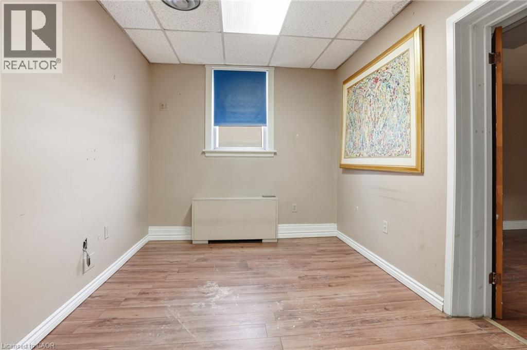 826 MAIN Street E, Hamilton, Ontario, L8M1L6 — Photo 27