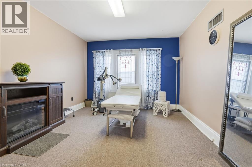 826 MAIN Street E, Hamilton, Ontario, L8M1L6 — Photo 9