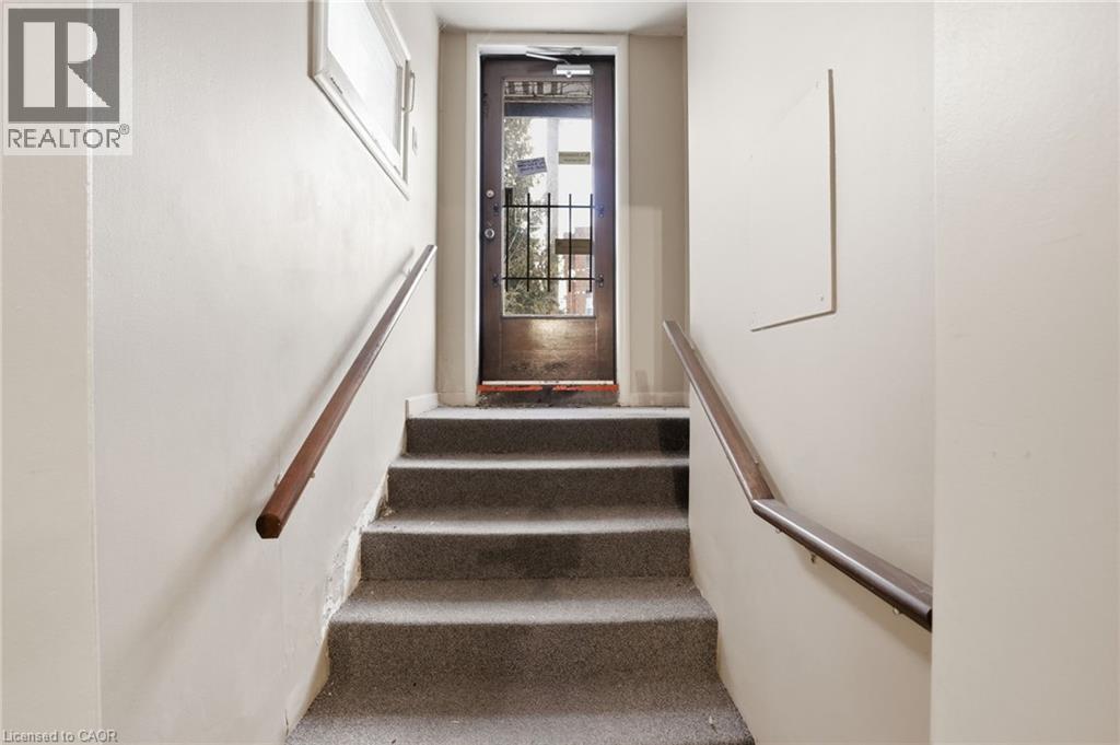 826 MAIN Street E, Hamilton, Ontario, L8M1L6 — Photo 35