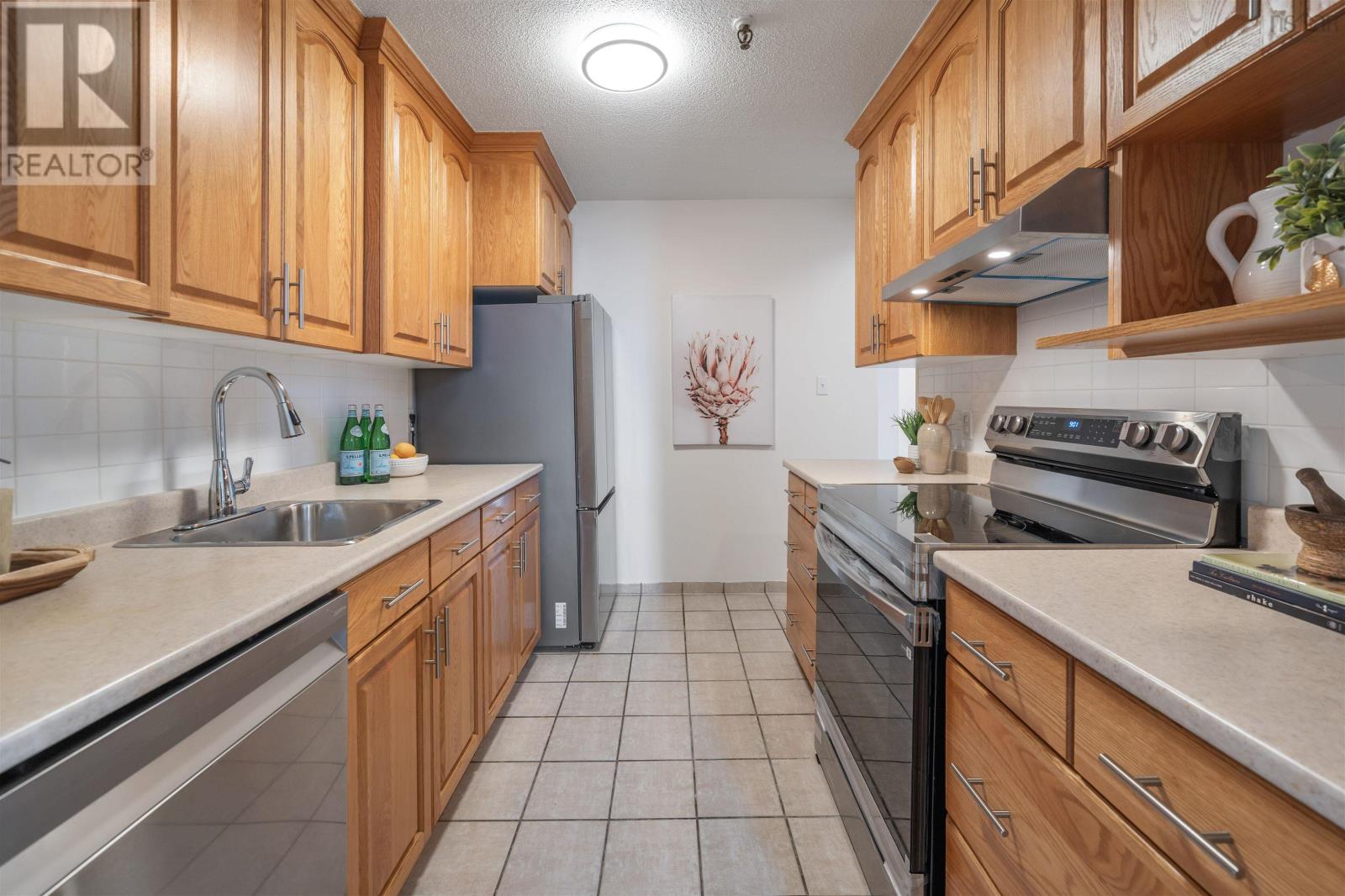 Property 30 of 49 of 202 40 Veronica Drive