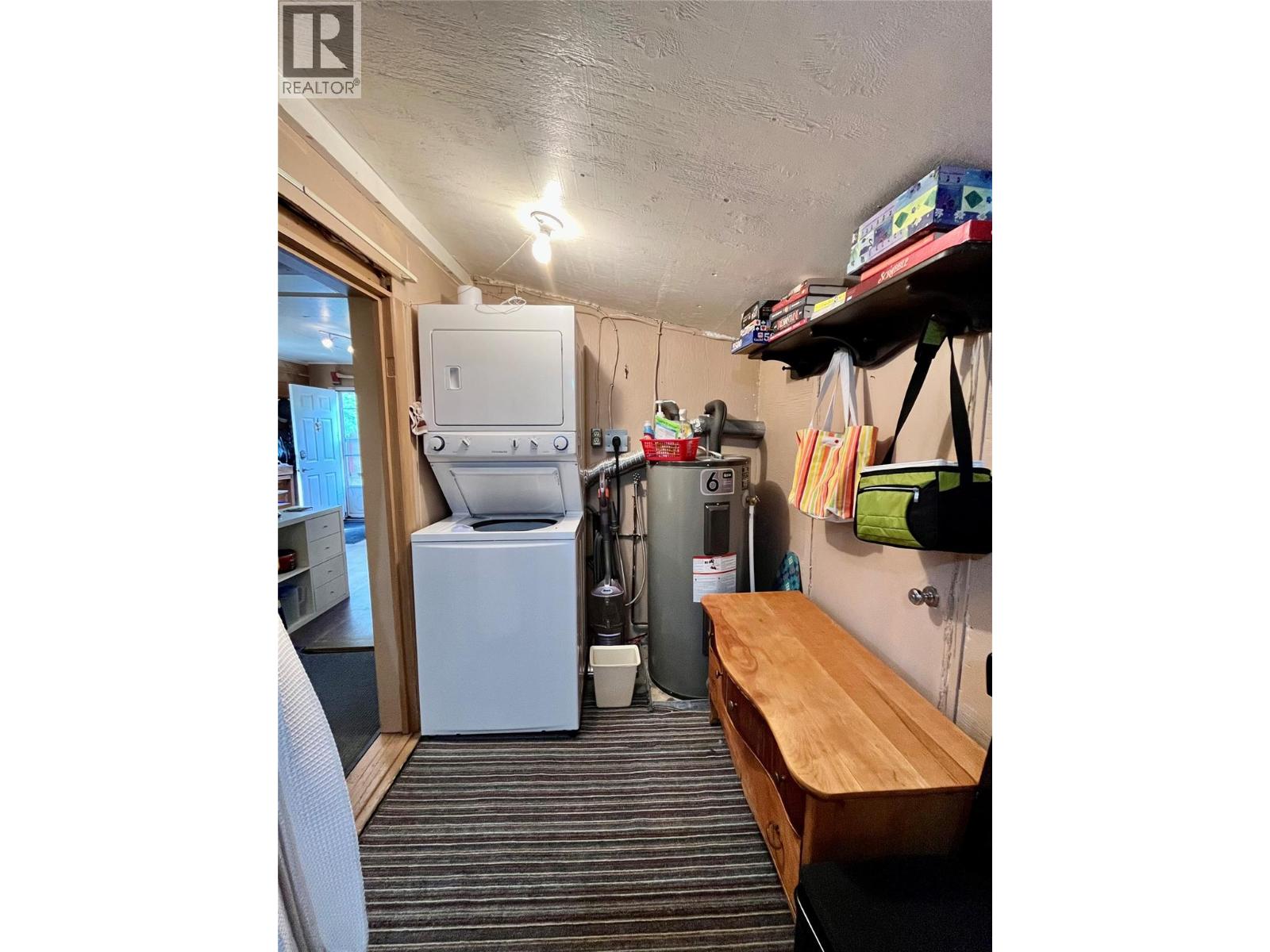 305 8th Avenue NW - 18