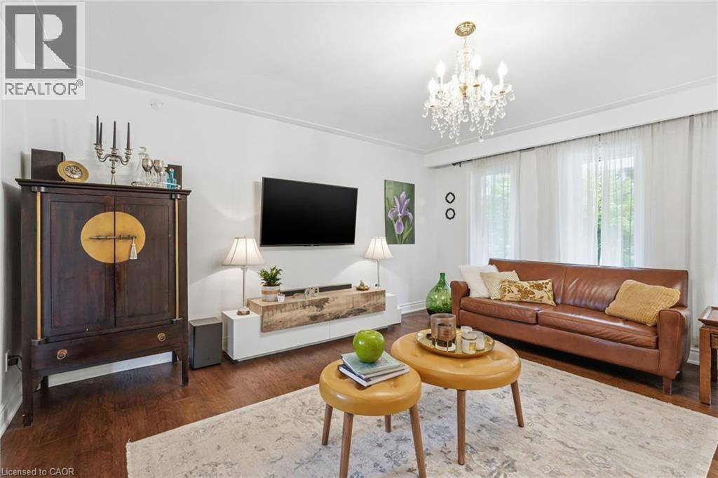 23 HILDEGARD Drive - 11