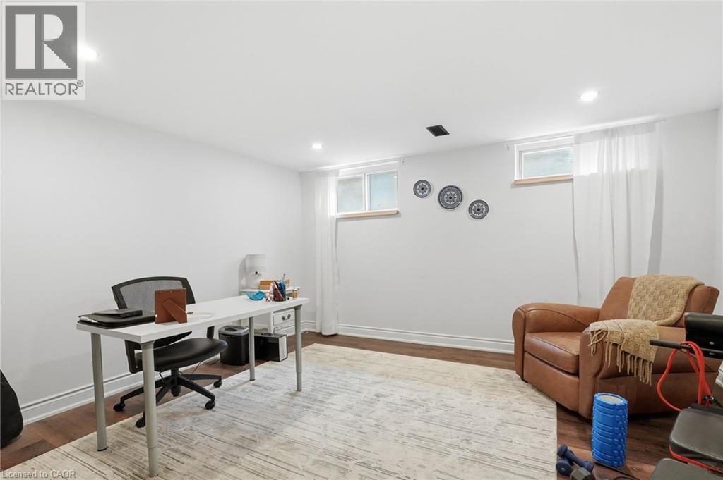 23 HILDEGARD Drive - 35