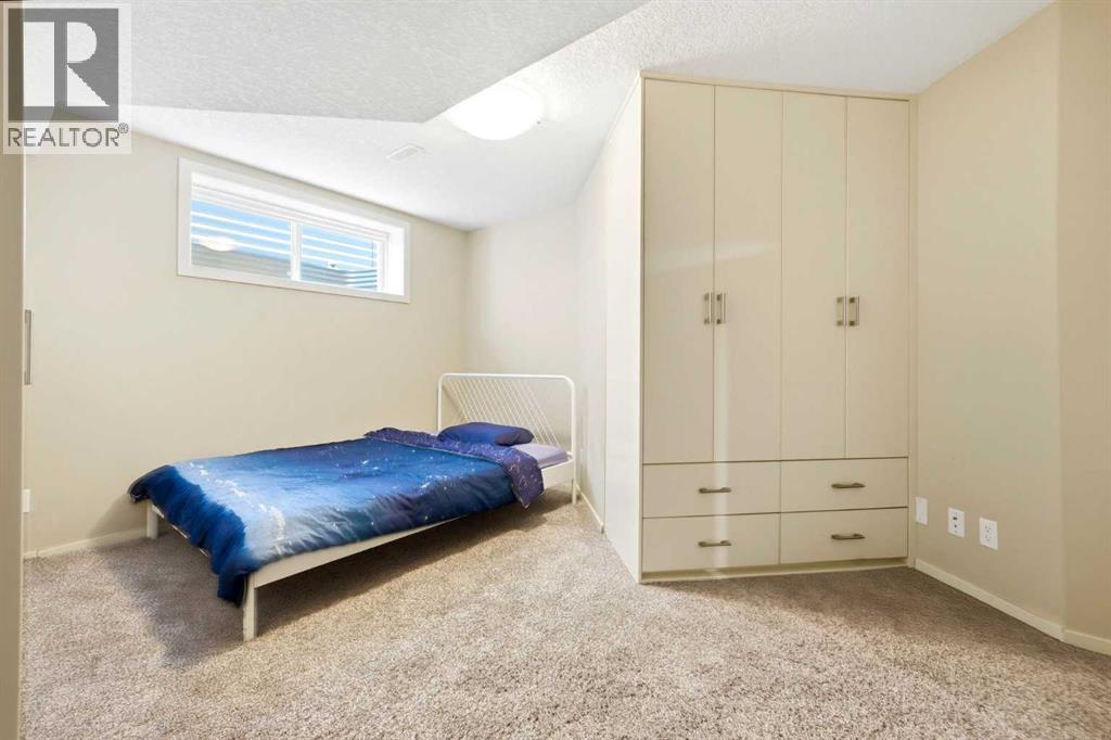 7942 Cougar Ridge Avenue SW - 33