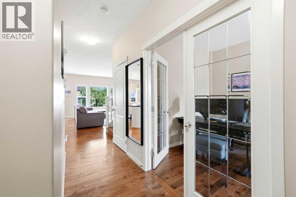 7942 Cougar Ridge Avenue SW - 4