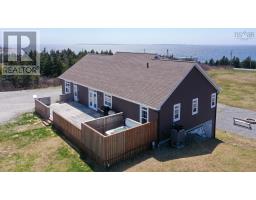 4pc Ensuite bath - 5990 Hwy 3, Shag Harbour, NS B0W3B0 Photo 7