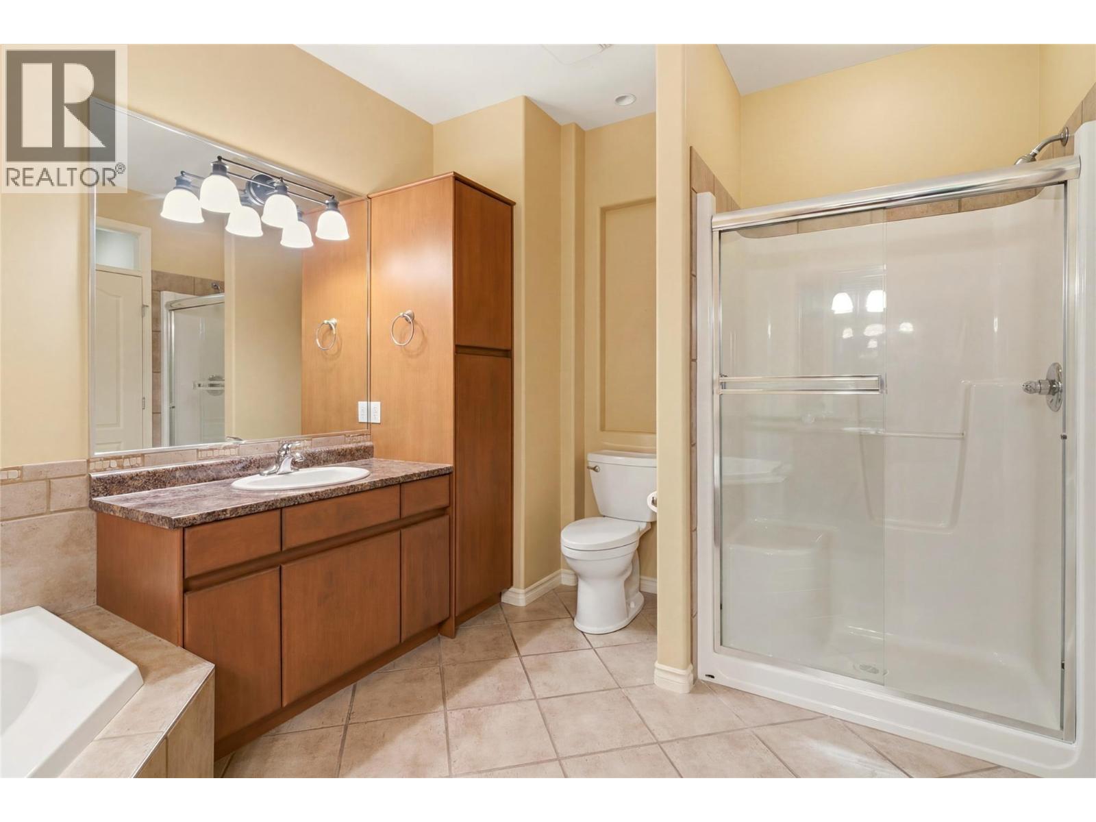 20 2213 Waddington Court, Kelowna