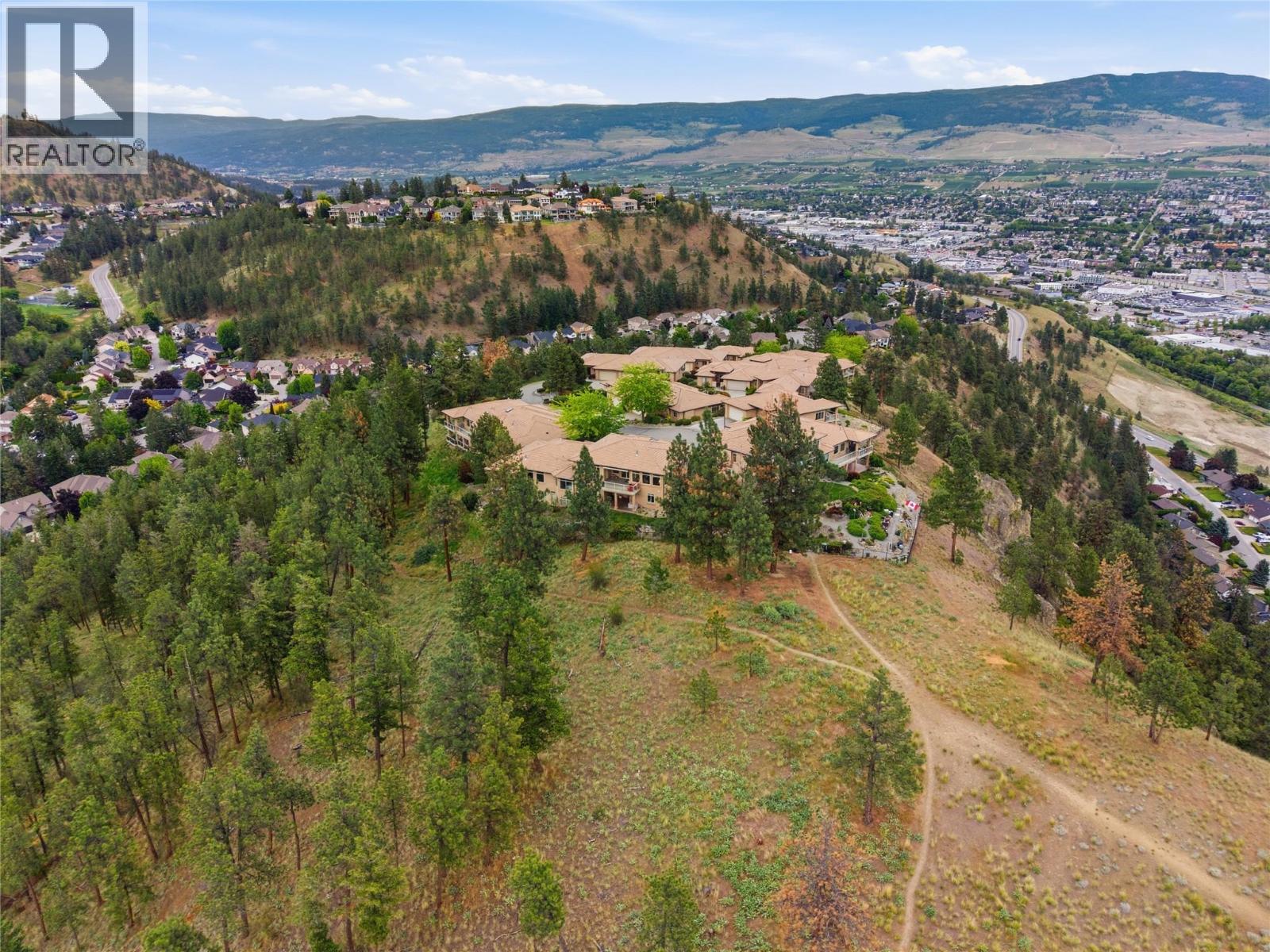 #20 2213 Waddington Court - 40