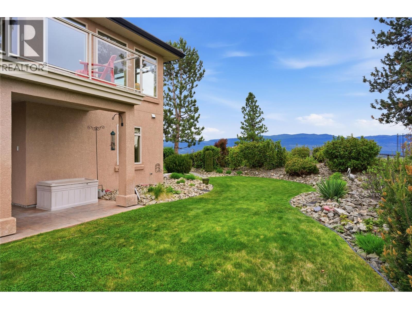 #20 2213 Waddington Court - 55