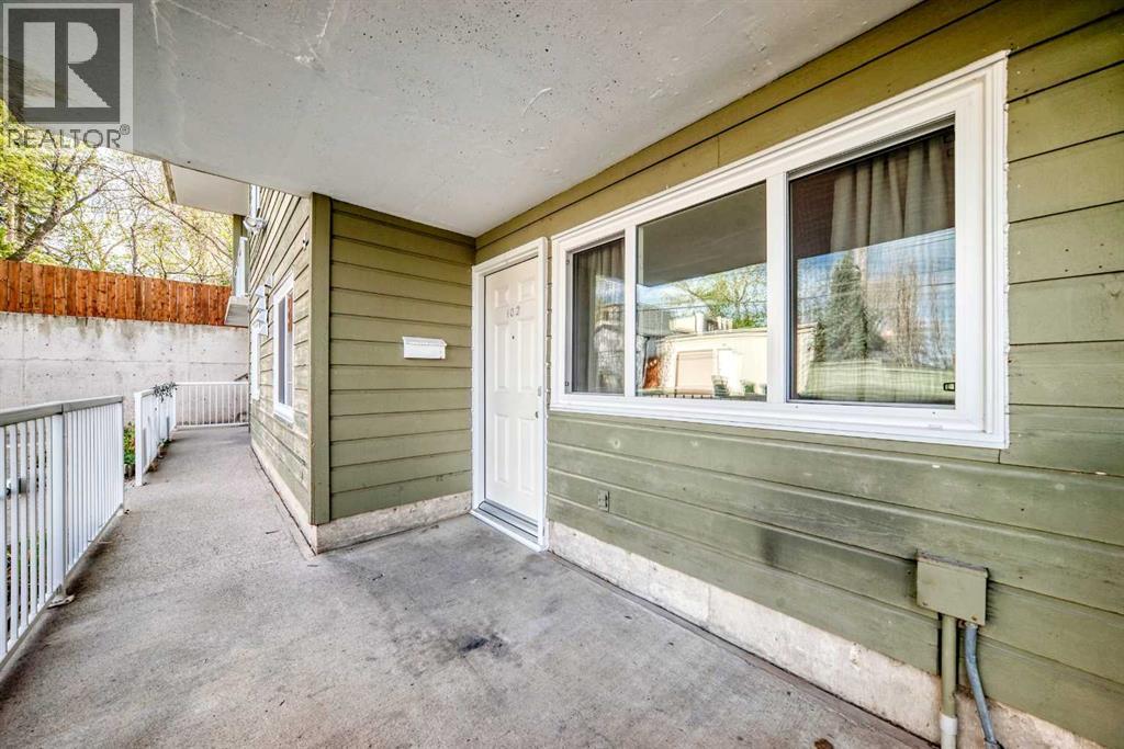 #102 1814 18 Street SW - 30