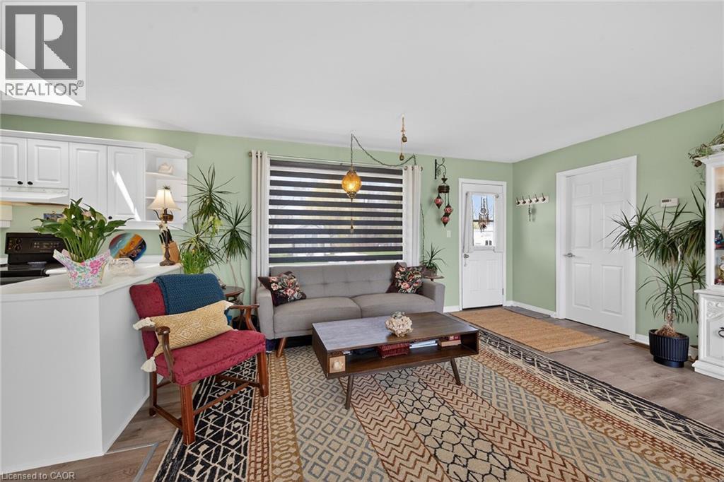 16 WILCOX Drive - 6