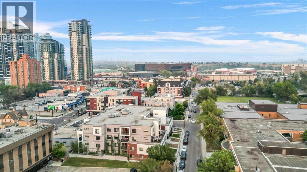#319 120 18 Avenue SW - 35