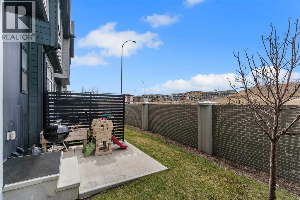 136 Sage Meadows Gardens NW - 32