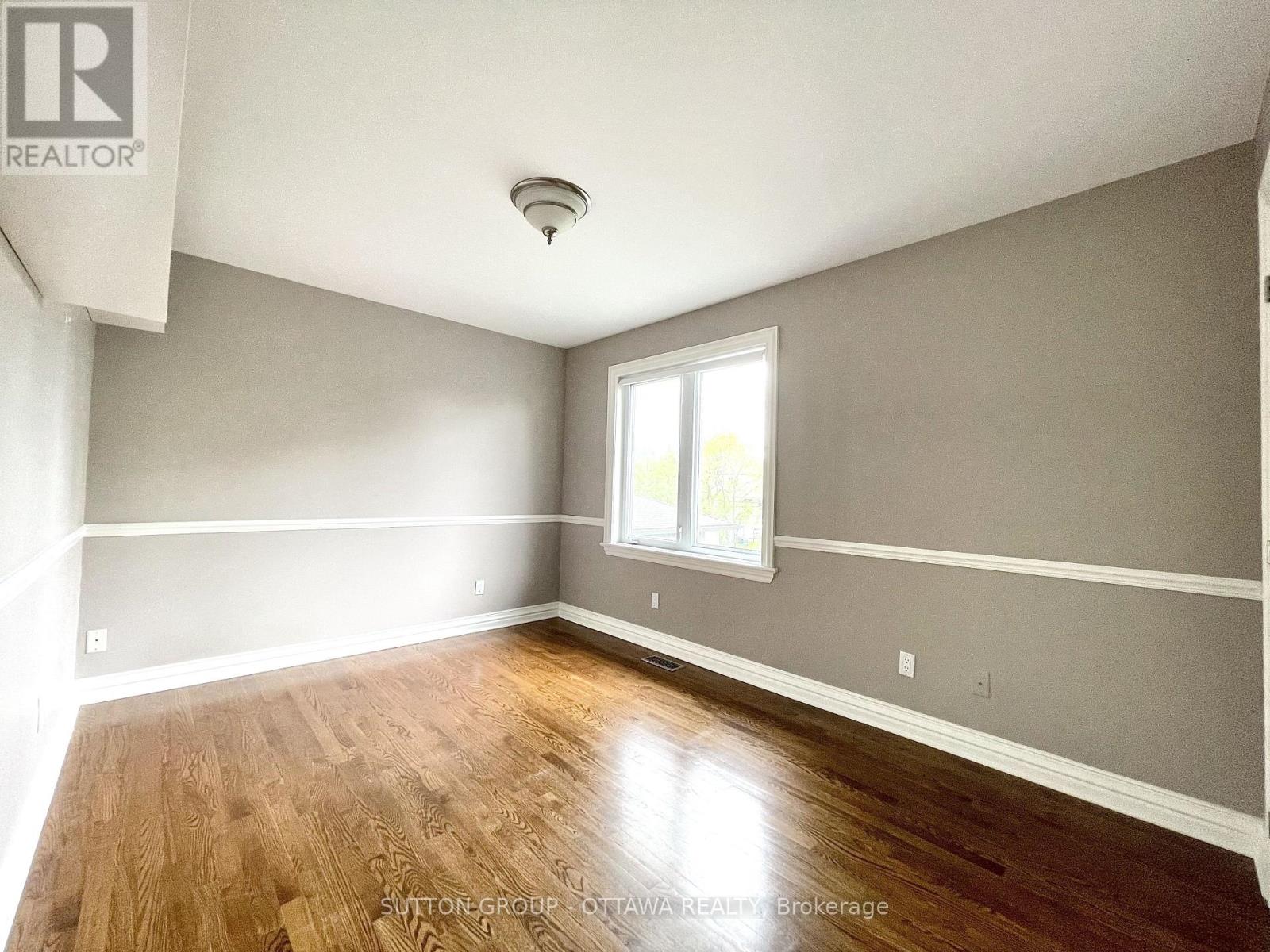 1520 ARNHEM STREET - 23