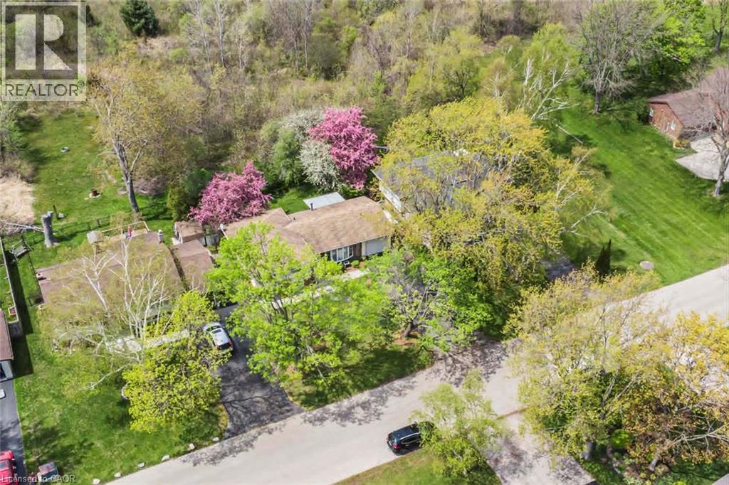 68 BROOKFIELD Boulevard - 12