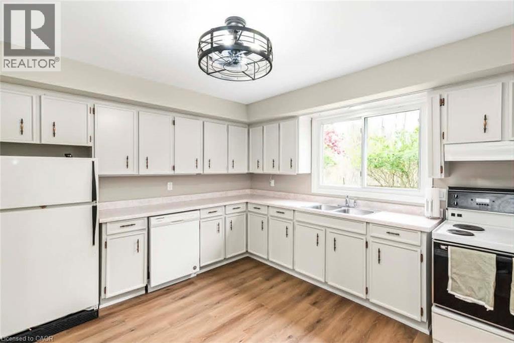 68 BROOKFIELD Boulevard - 14