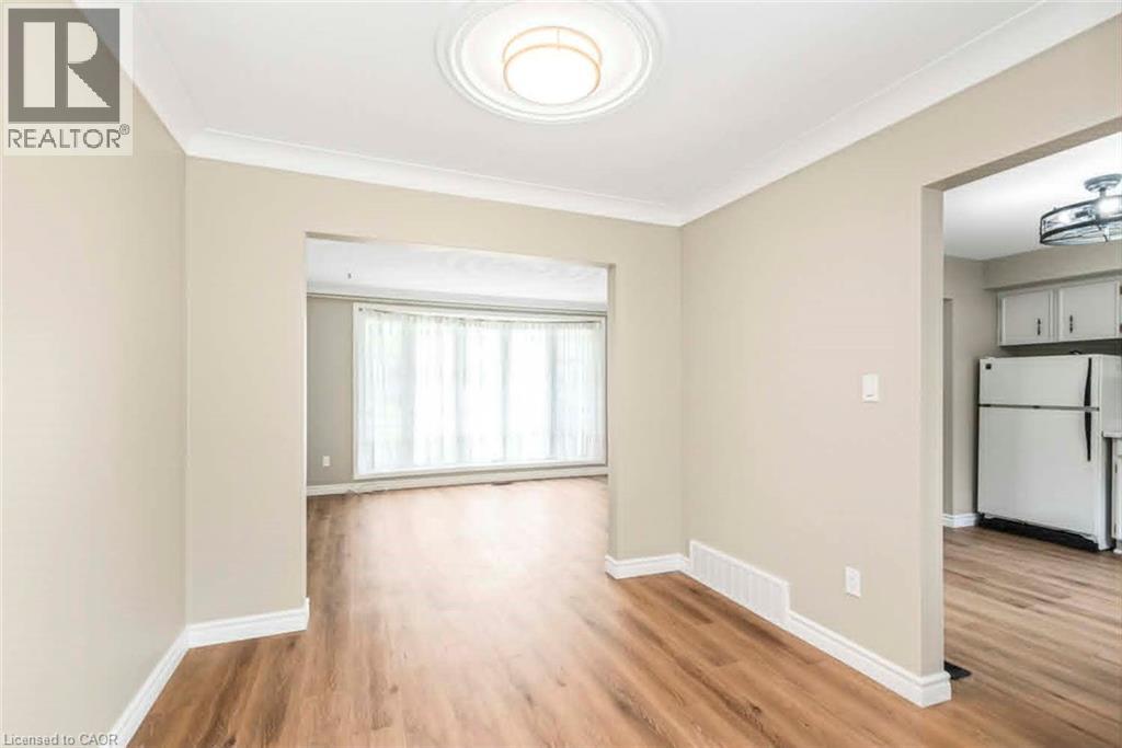 68 BROOKFIELD Boulevard, Dunnville, Ontario, N1A2X7 — Photo 2