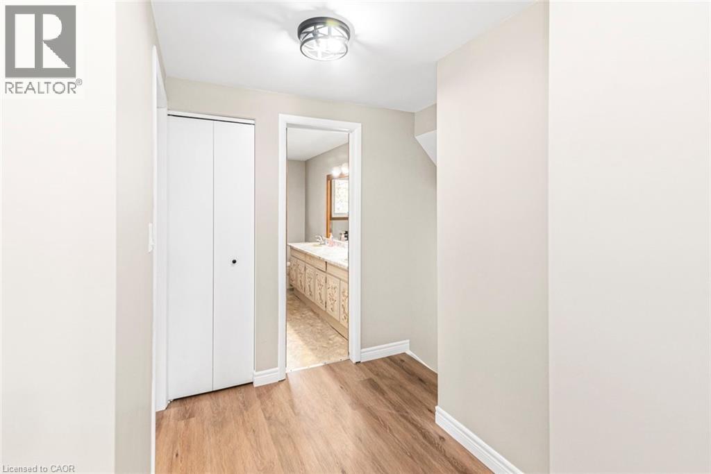 68 BROOKFIELD Boulevard, Dunnville, Ontario, N1A2X7 — Photo 3