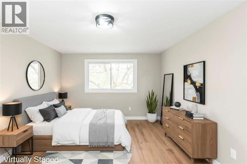 68 BROOKFIELD Boulevard - 27