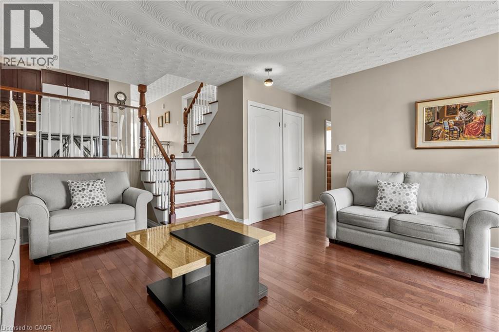 14 INDIAN Crescent - 26