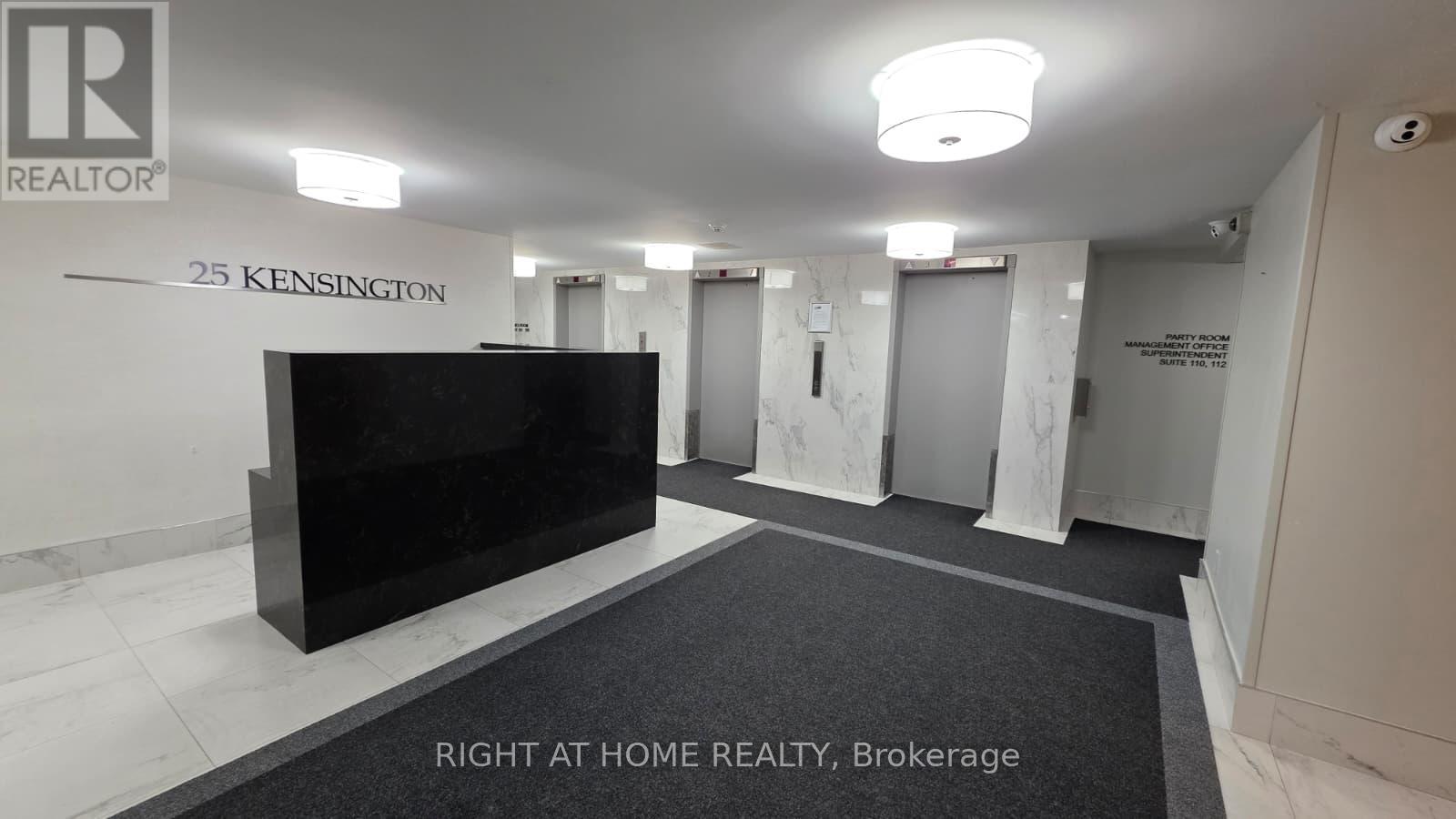 #1912 25 KENSINGTON ROAD - 2