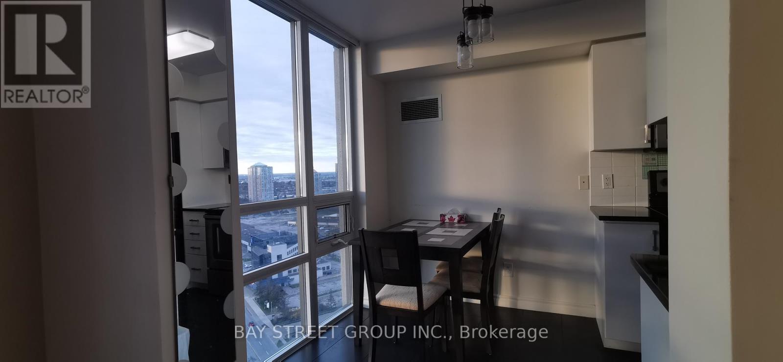 #2703 88 GRANGEWAY AVENUE - 18