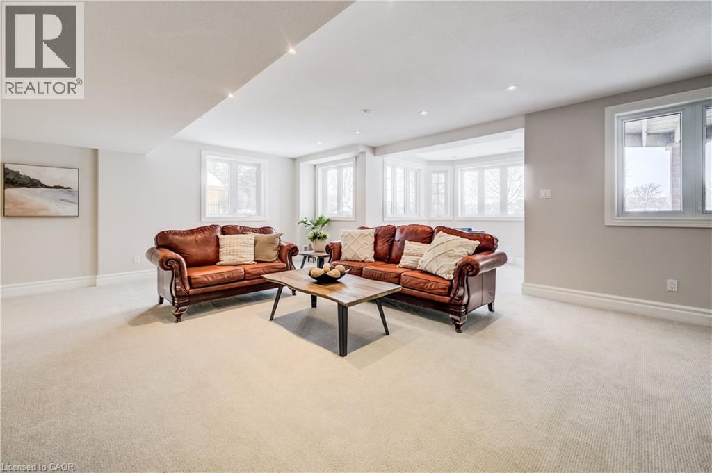 38 DEER RIDGE Crescent, Kitchener, Ontario, N2P2L3 — Photo 14