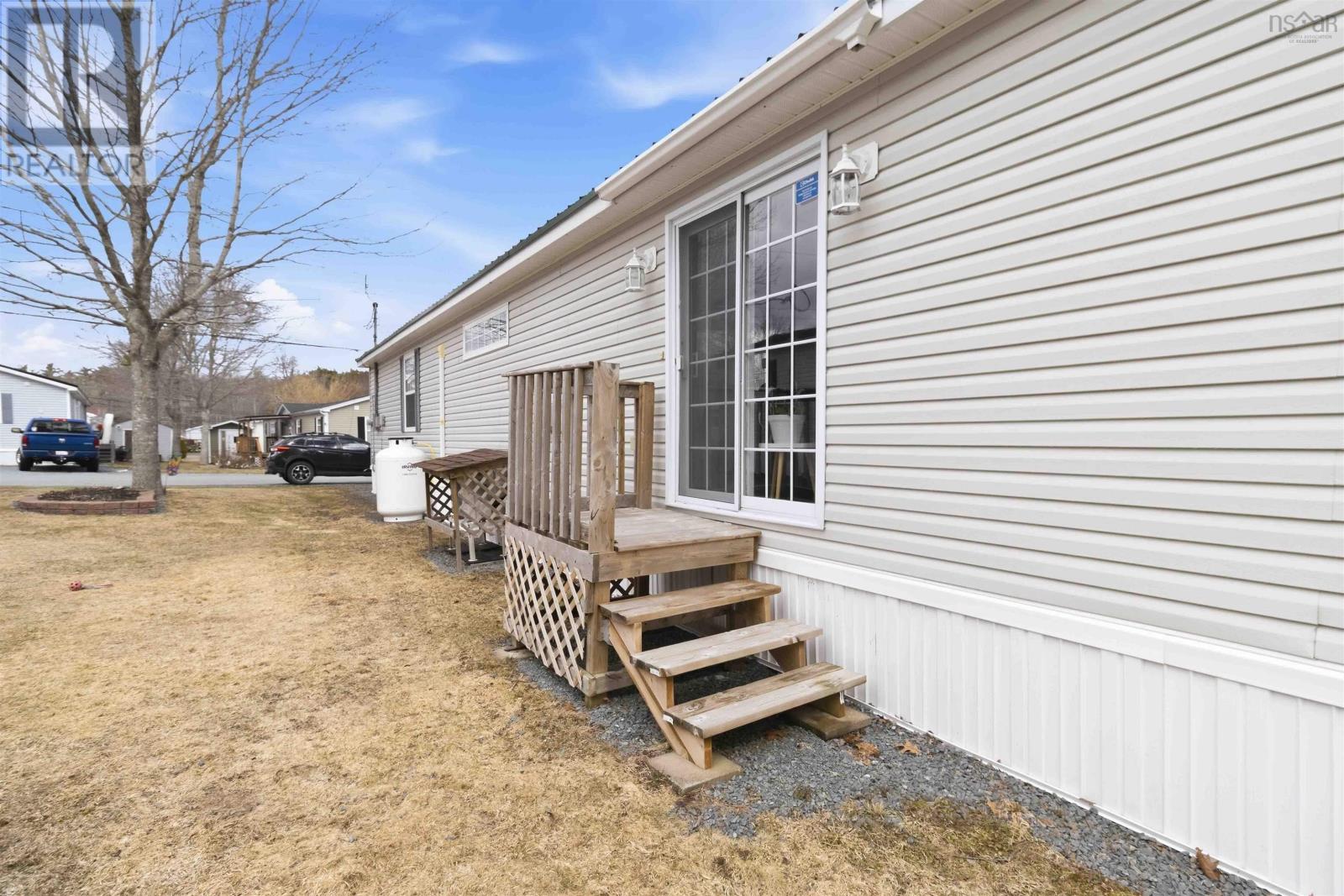 Property 38 of 42 of 110 Horton Avenue