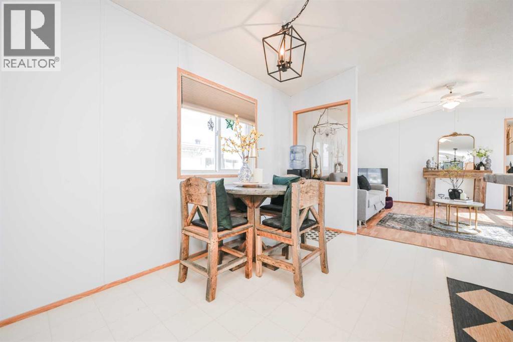547 Stewart Street - 12