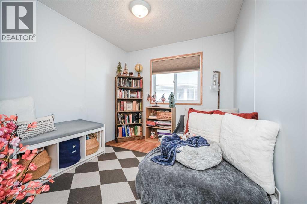 547 Stewart Street - 19