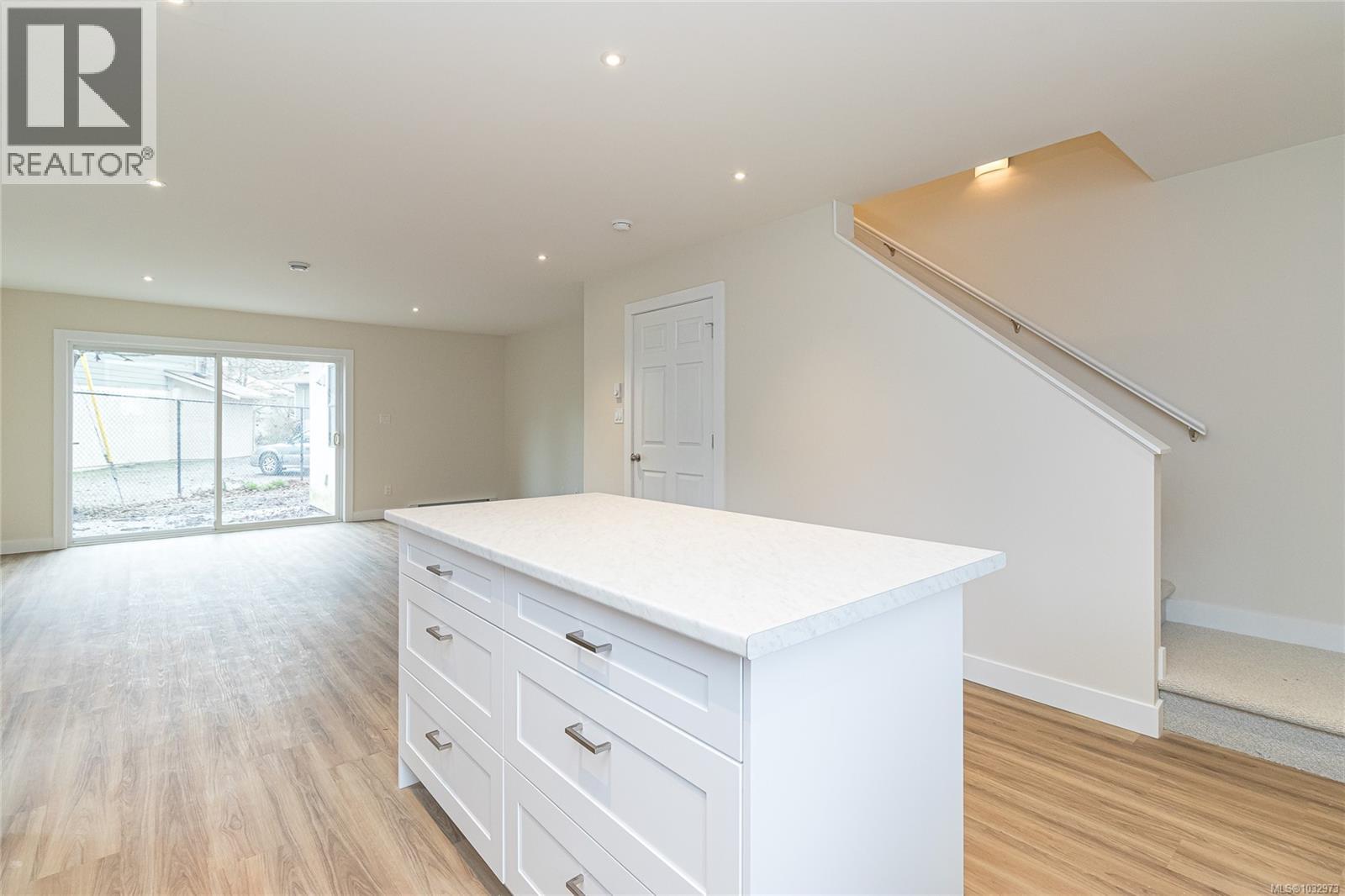 1117 Goldstream Ave - 9