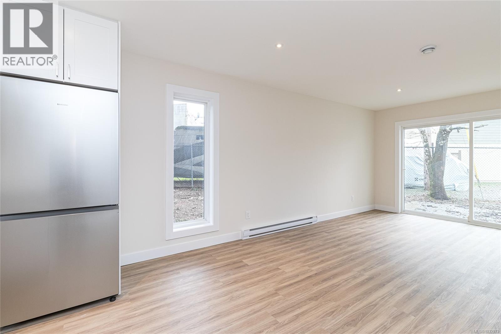 1117 Goldstream Ave - 10