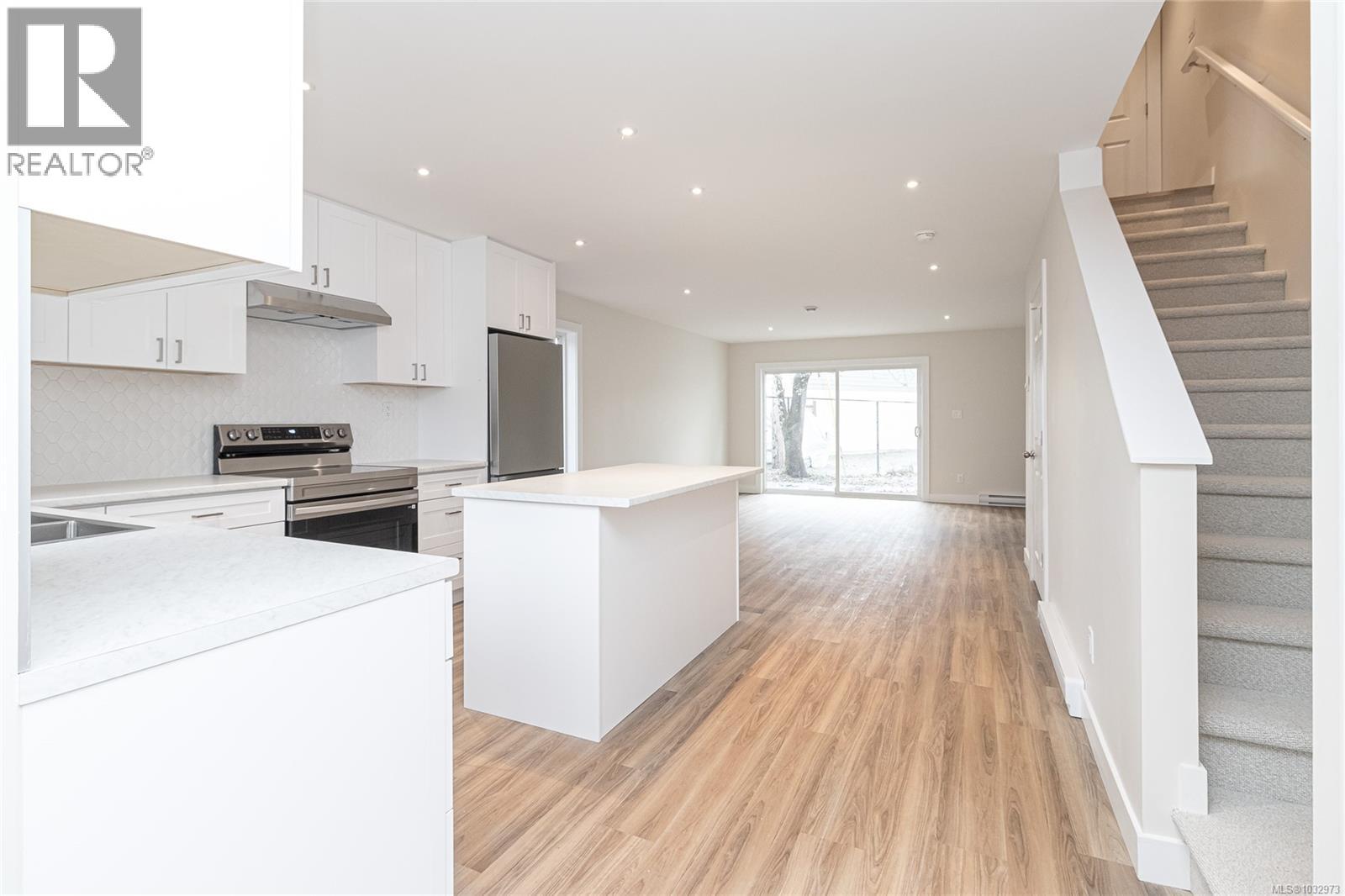 1117 Goldstream Ave - 4