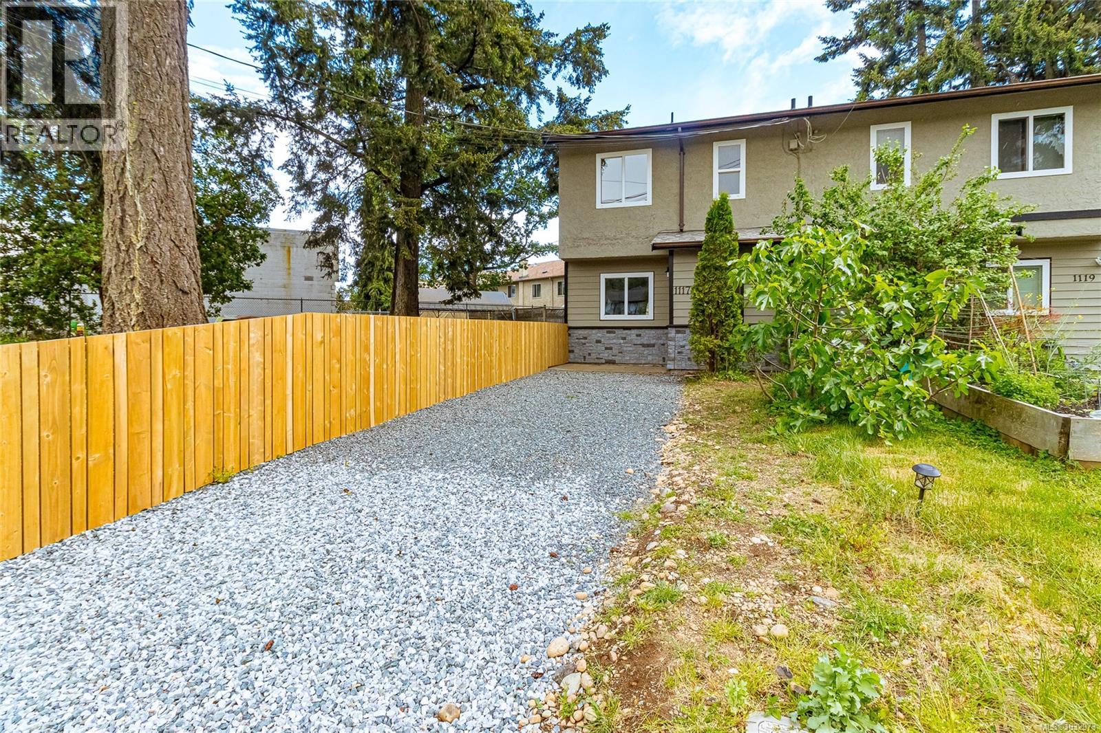 1117 Goldstream Ave - 28