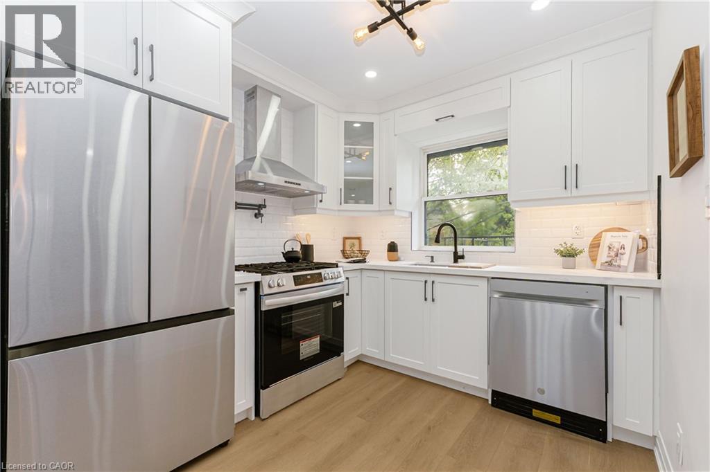 487 EAST 37TH Street, Hamilton, Ontario, L8V4C1 — Photo 33