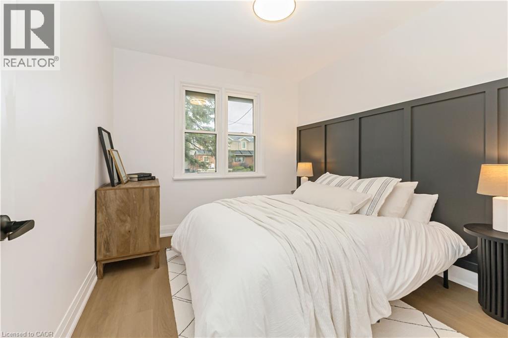487 EAST 37TH Street, Hamilton, Ontario, L8V4C1 — Photo 13